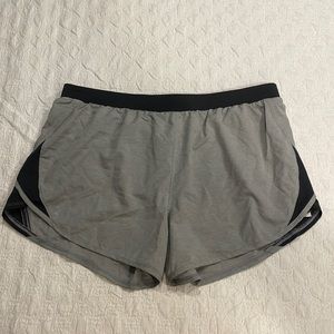 Under Armour athletic shorts size Large, grey with black